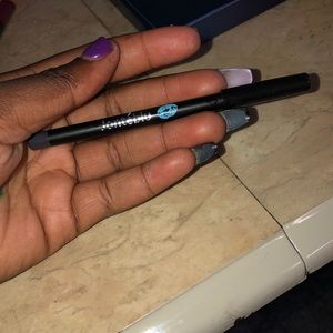 Jontè Blu Eyeliner Pencil
